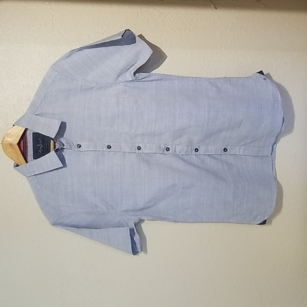 New Across the pond signature line button‎ up shirt lg